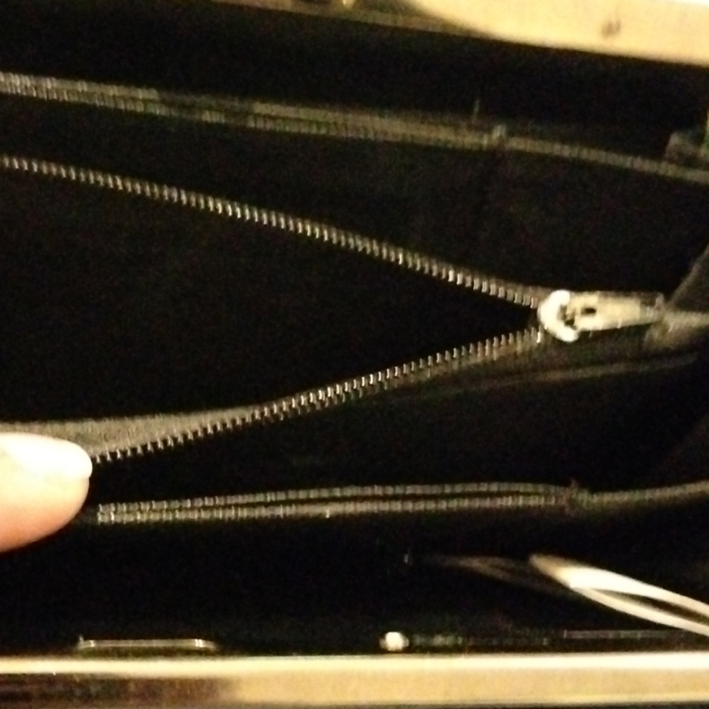 Wallet - Picture 6 of 7